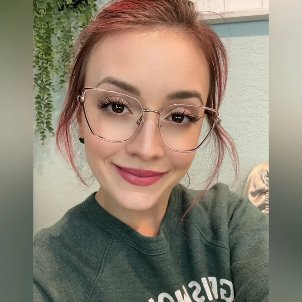 Guess stylish rose
